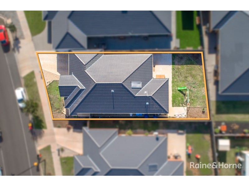 60 Rosenthal Boulevard, Sunbury VIC 3429