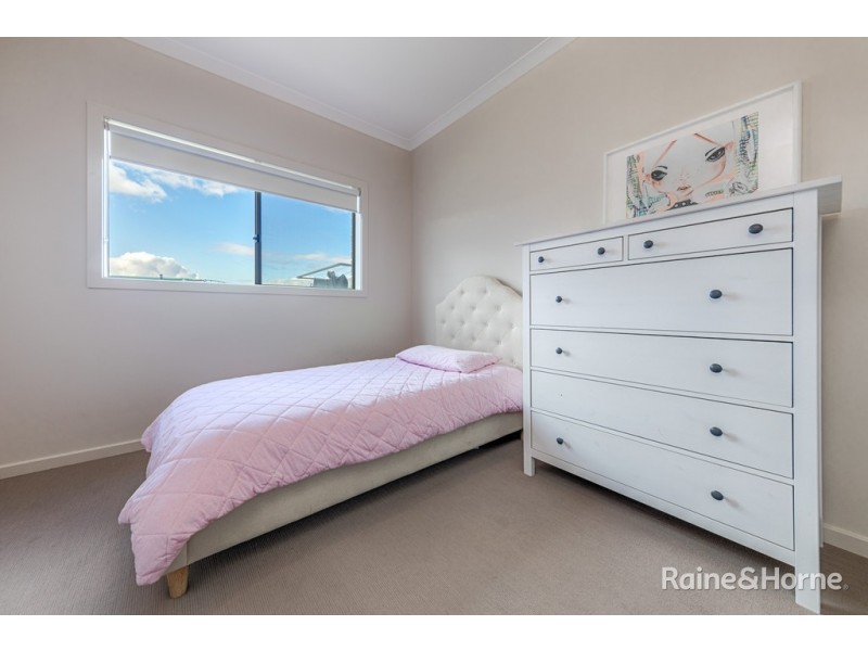 60 Rosenthal Boulevard, Sunbury VIC 3429