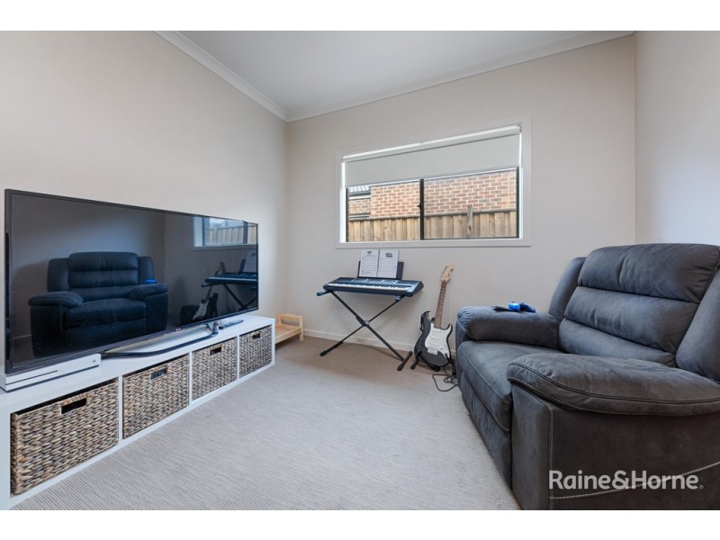 60 Rosenthal Boulevard, Sunbury VIC 3429
