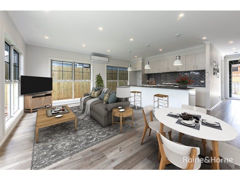 2/48 Mitchells Lane, Sunbury VIC 3429