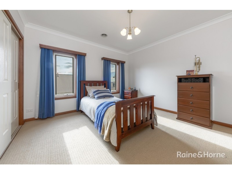 5 The Heights, Sunbury VIC 3429