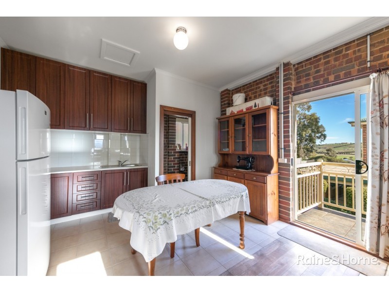 5 The Heights, Sunbury VIC 3429