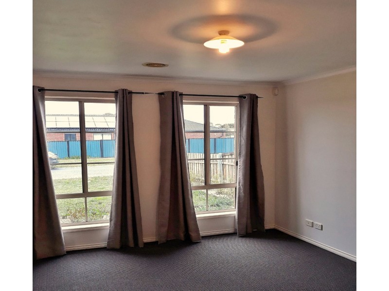 47 Sorbonne Drive, Sunbury VIC 3429