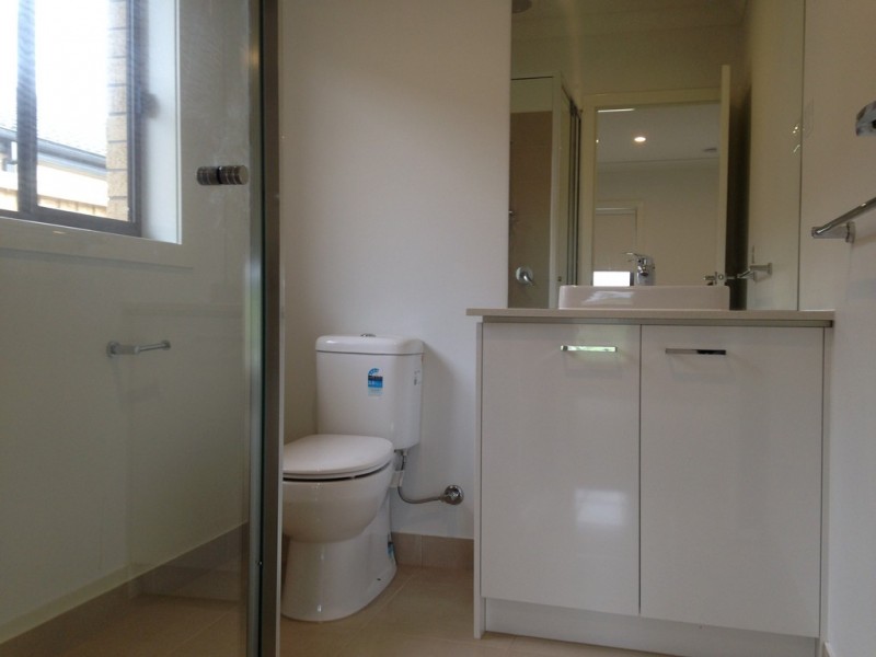 32 FESTIVAL STREET, Diggers Rest VIC 3427