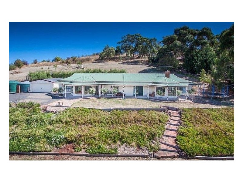 36 Magnet Lane, New Gisborne VIC 3438