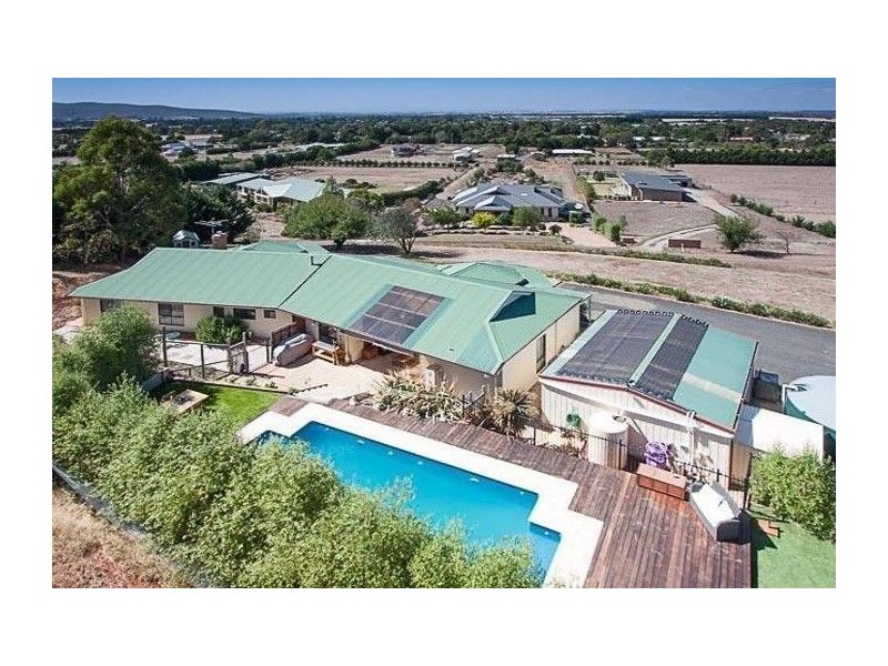 36 Magnet Lane, New Gisborne VIC 3438