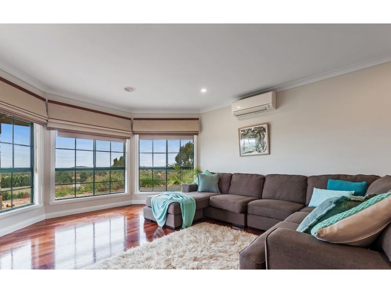 36 Magnet Lane, New Gisborne VIC 3438