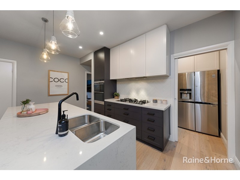 13 Friesian Drive, Sunbury VIC 3429