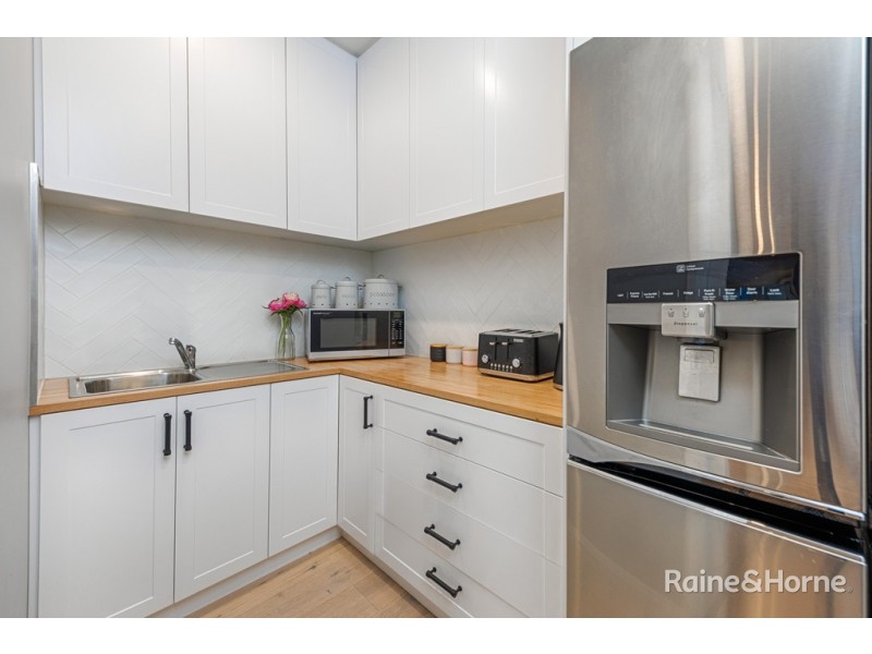 13 Friesian Drive, Sunbury VIC 3429