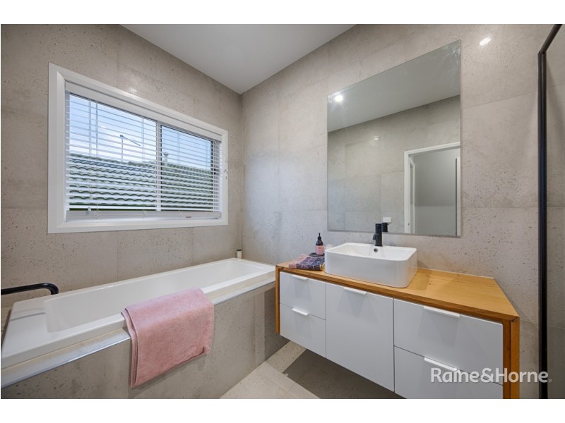 13 Friesian Drive, Sunbury VIC 3429