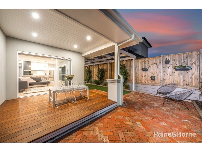 13 Friesian Drive, Sunbury VIC 3429