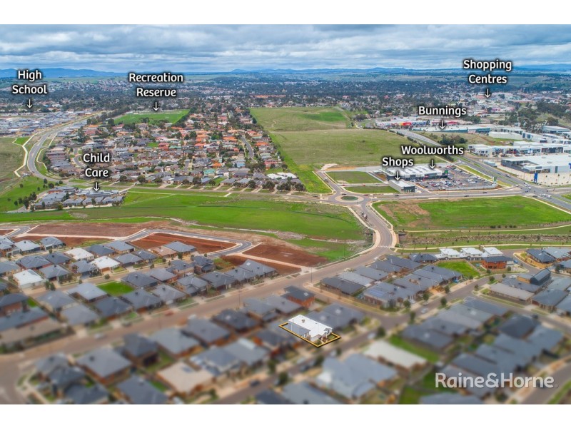 13 Friesian Drive, Sunbury VIC 3429