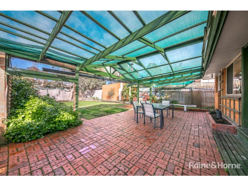 31 Felton Avenue, Sunbury VIC 3429