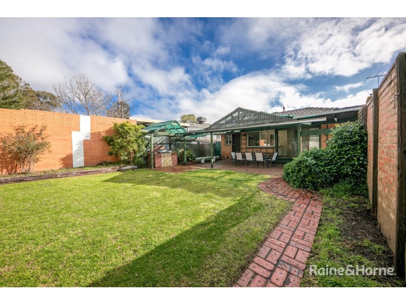 31 Felton Avenue, Sunbury VIC 3429