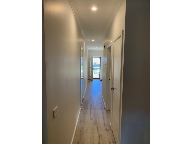 16 Landscape Place, Sunbury VIC 3429