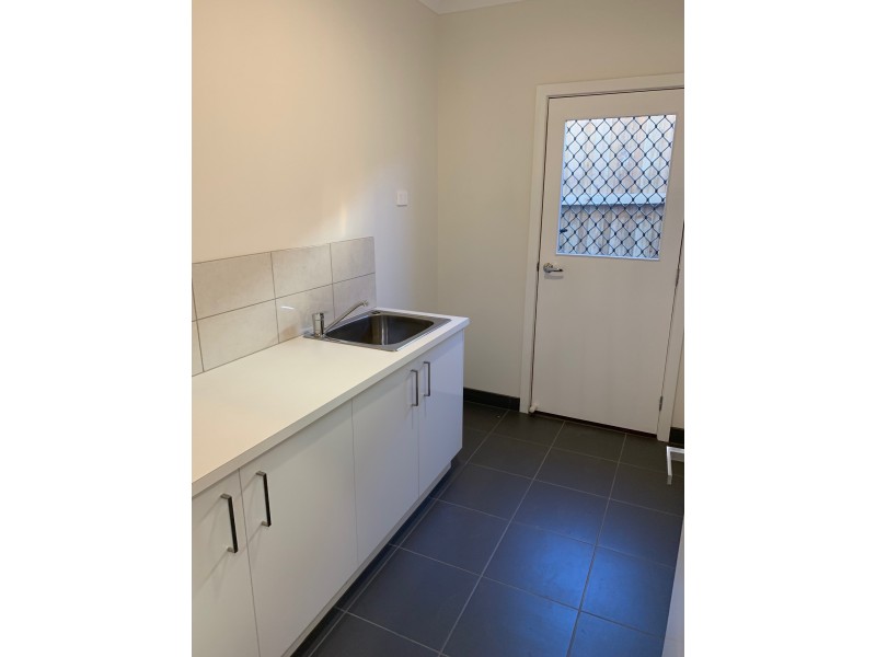 16 Landscape Place, Sunbury VIC 3429