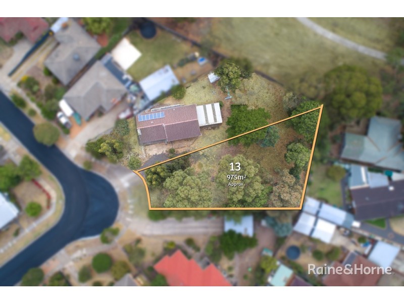 13 Casey Avenue, Sunbury VIC 3429