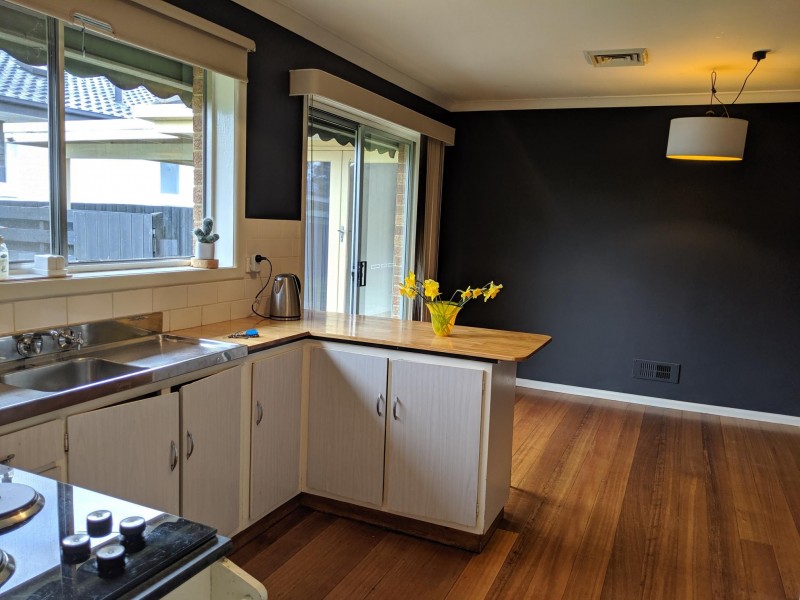 9 Casey Avenue, Sunbury VIC 3429