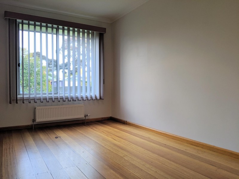 9 Casey Avenue, Sunbury VIC 3429