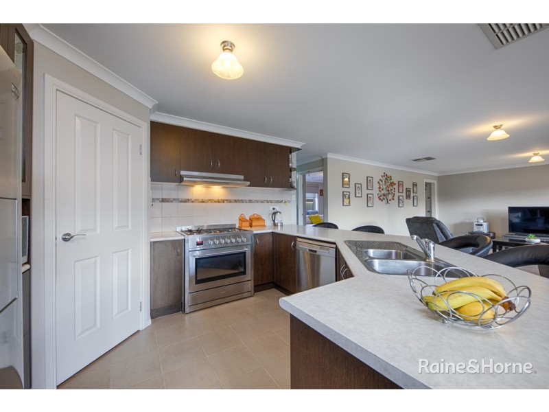 22 McCosker Street, Sunbury VIC 3429