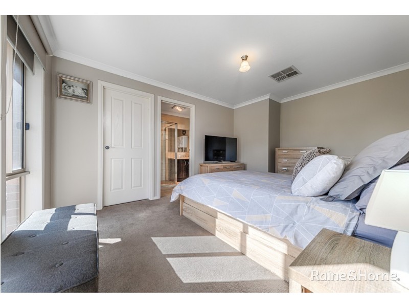 22 McCosker Street, Sunbury VIC 3429
