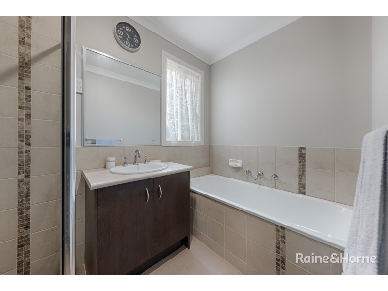 22 McCosker Street, Sunbury VIC 3429