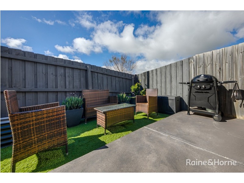 22 McCosker Street, Sunbury VIC 3429