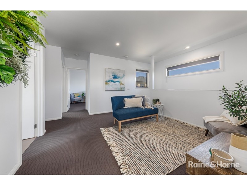 1/23 Outlook Way, Sunbury VIC 3429