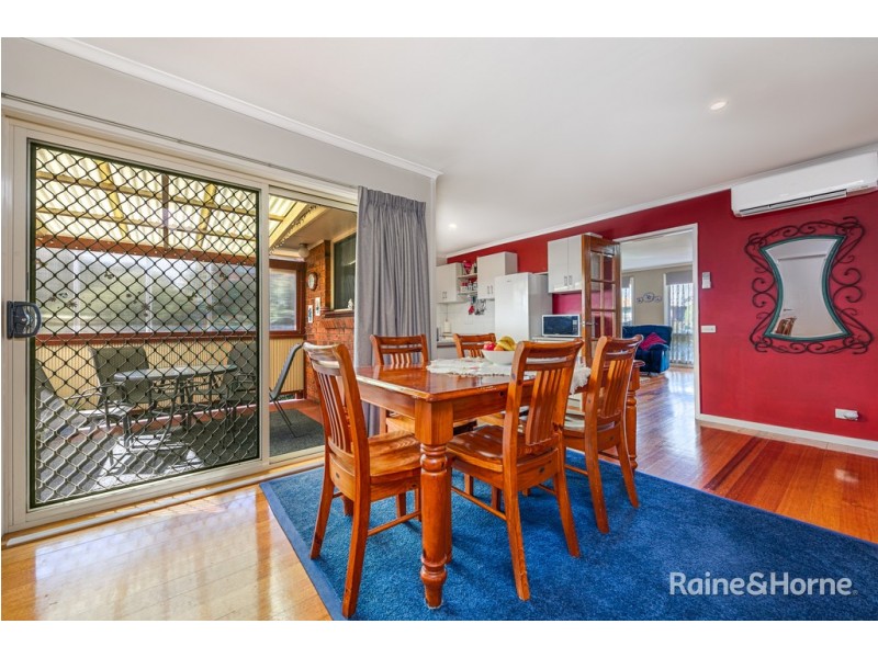 14 Fraser Court, Sunbury VIC 3429