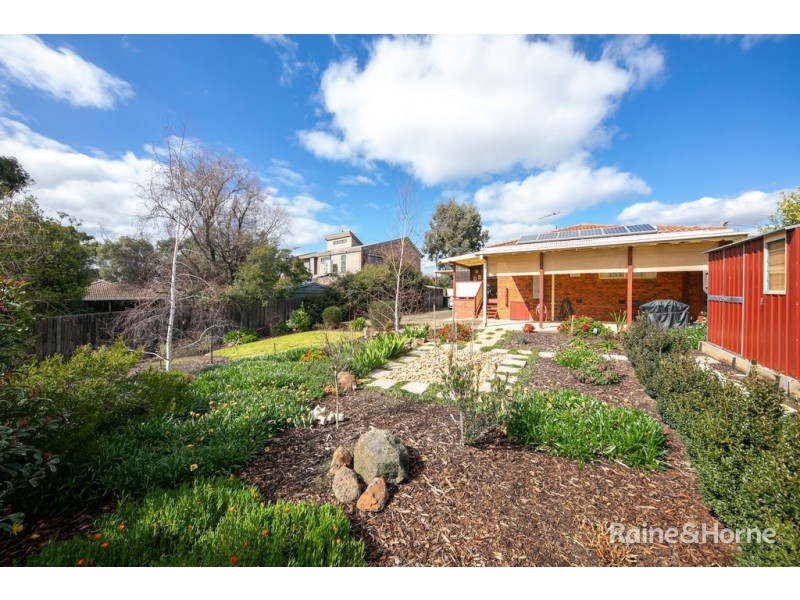 14 Fraser Court, Sunbury VIC 3429