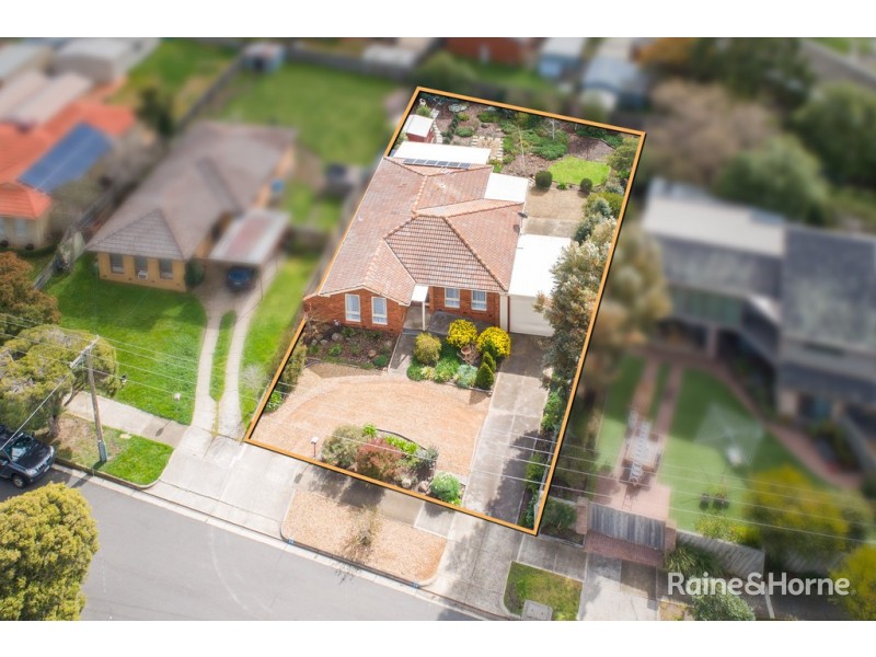 14 Fraser Court, Sunbury VIC 3429