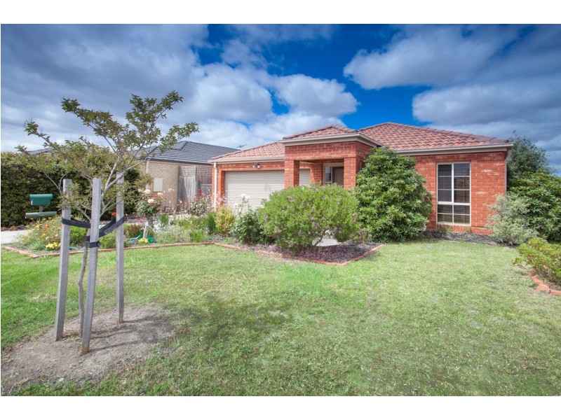 2 Giffen Place, Sunbury VIC 3429