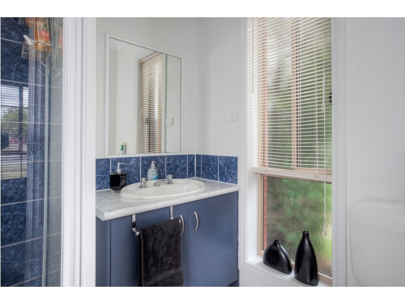 2 Giffen Place, Sunbury VIC 3429