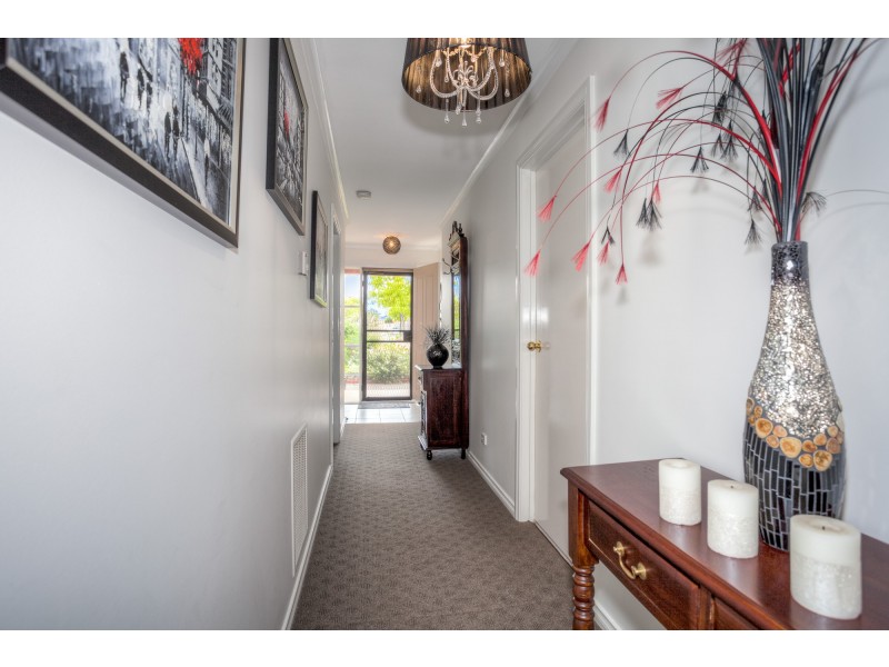 2 Giffen Place, Sunbury VIC 3429