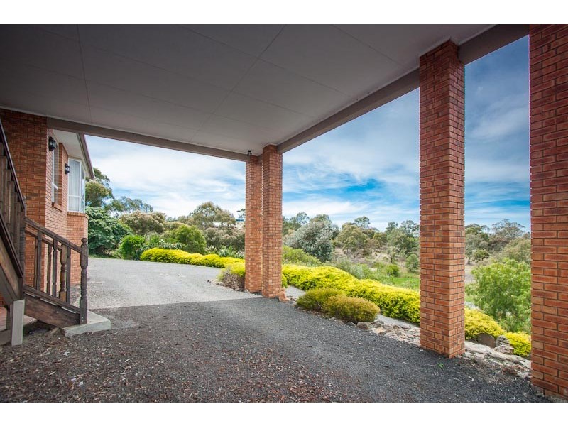 655 Racecourse Road, Sunbury VIC 3429