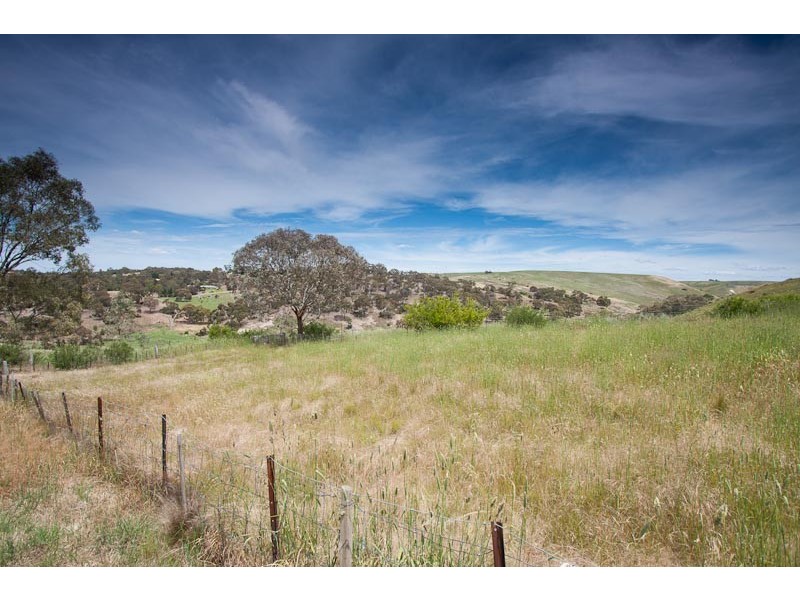 655 Racecourse Road, Sunbury VIC 3429