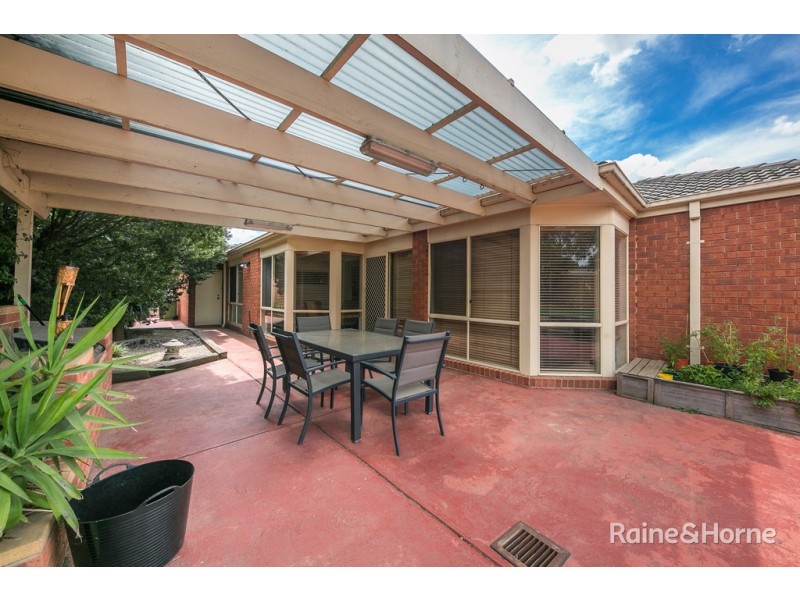 14 Cumberland Chase, Sunbury VIC 3429