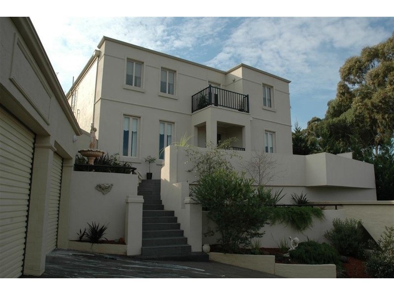 38 Balmoral Circuit, Sunbury VIC 3429