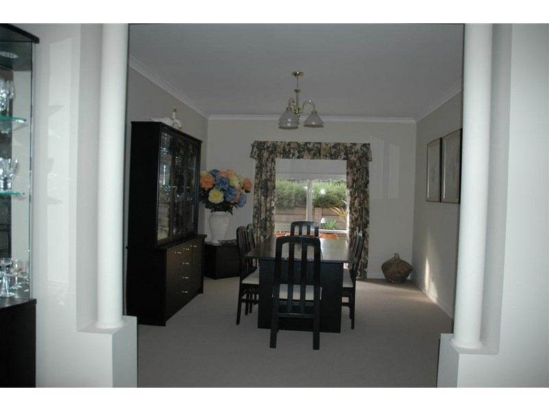 38 Balmoral Circuit, Sunbury VIC 3429