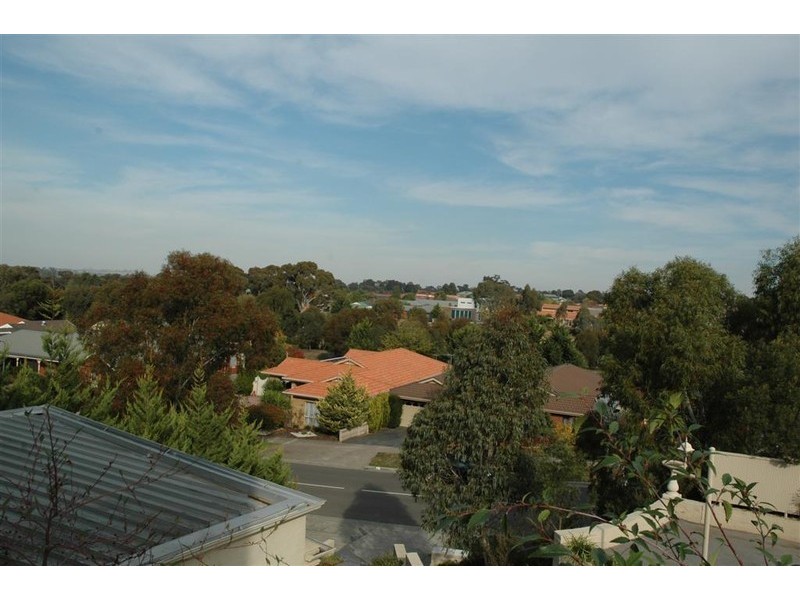 38 Balmoral Circuit, Sunbury VIC 3429