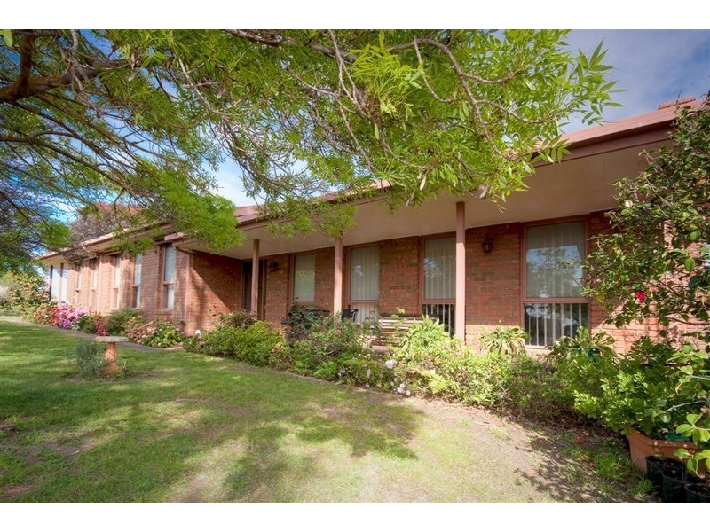 10 Buckley Road, Diggers Rest VIC 3427
