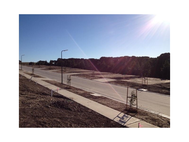 Mt Holden Estate, Sunbury VIC 3429 the real estate agency Withdrawn