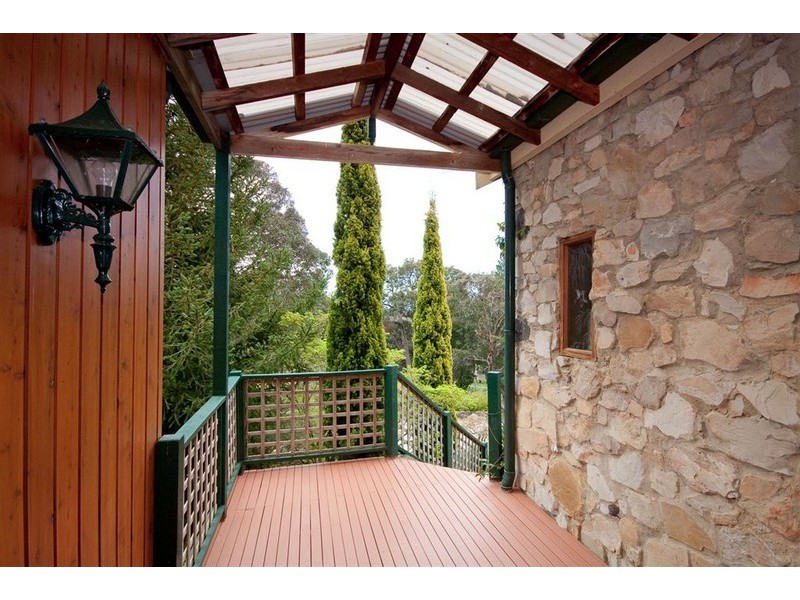 55 Outawood Rise, Gisborne VIC 3437