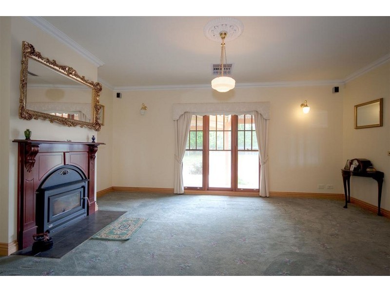 74 Mt Aitken Road, Sunbury VIC 3429