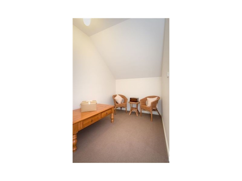 9 Fullwood Drive, Sunbury VIC 3429