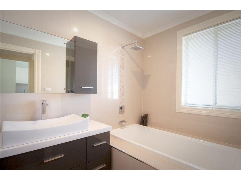 17 Manning Court, Sunbury VIC 3429