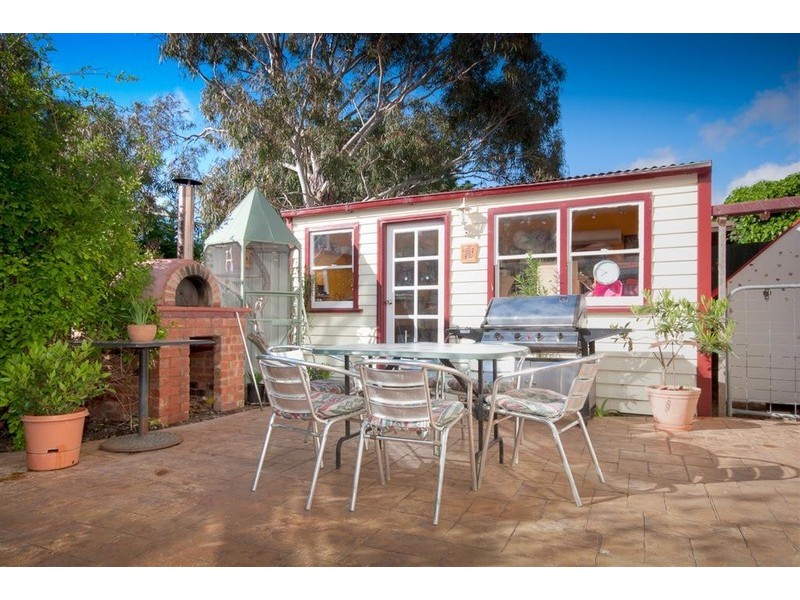 31 Mahoneys Road, Riddells Creek VIC 3431