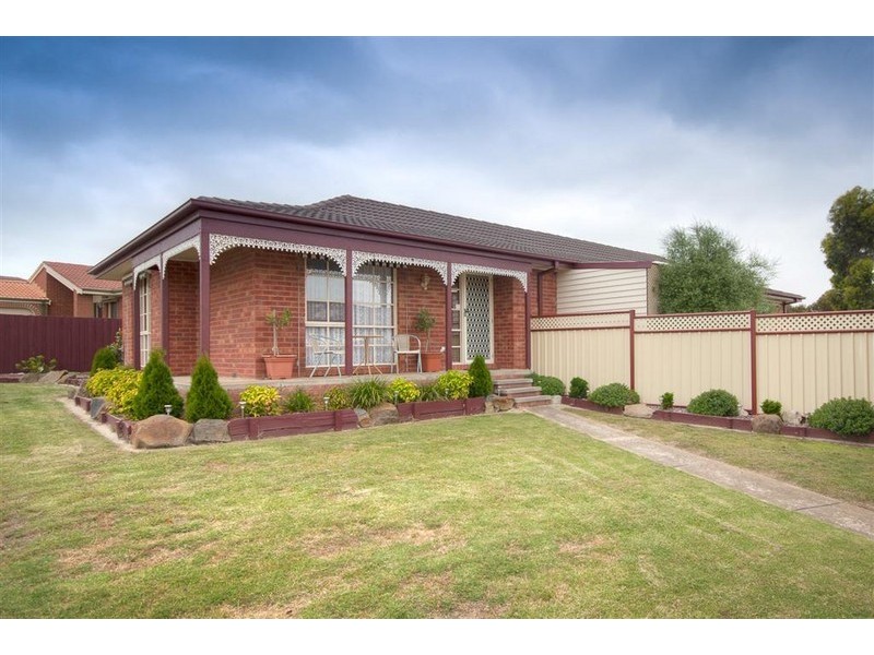 8 Bruce Court, Sunbury VIC 3429