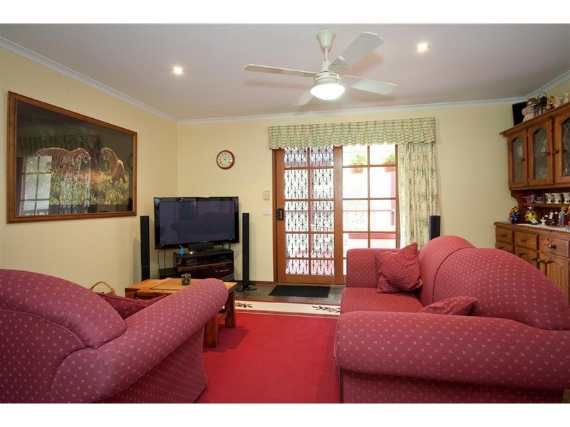 8 Bruce Court, Sunbury VIC 3429