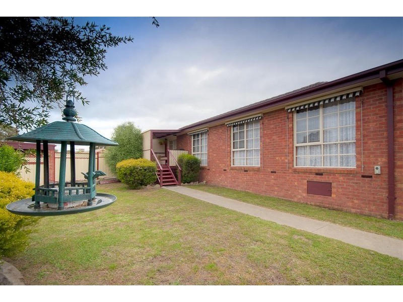 8 Bruce Court, Sunbury VIC 3429